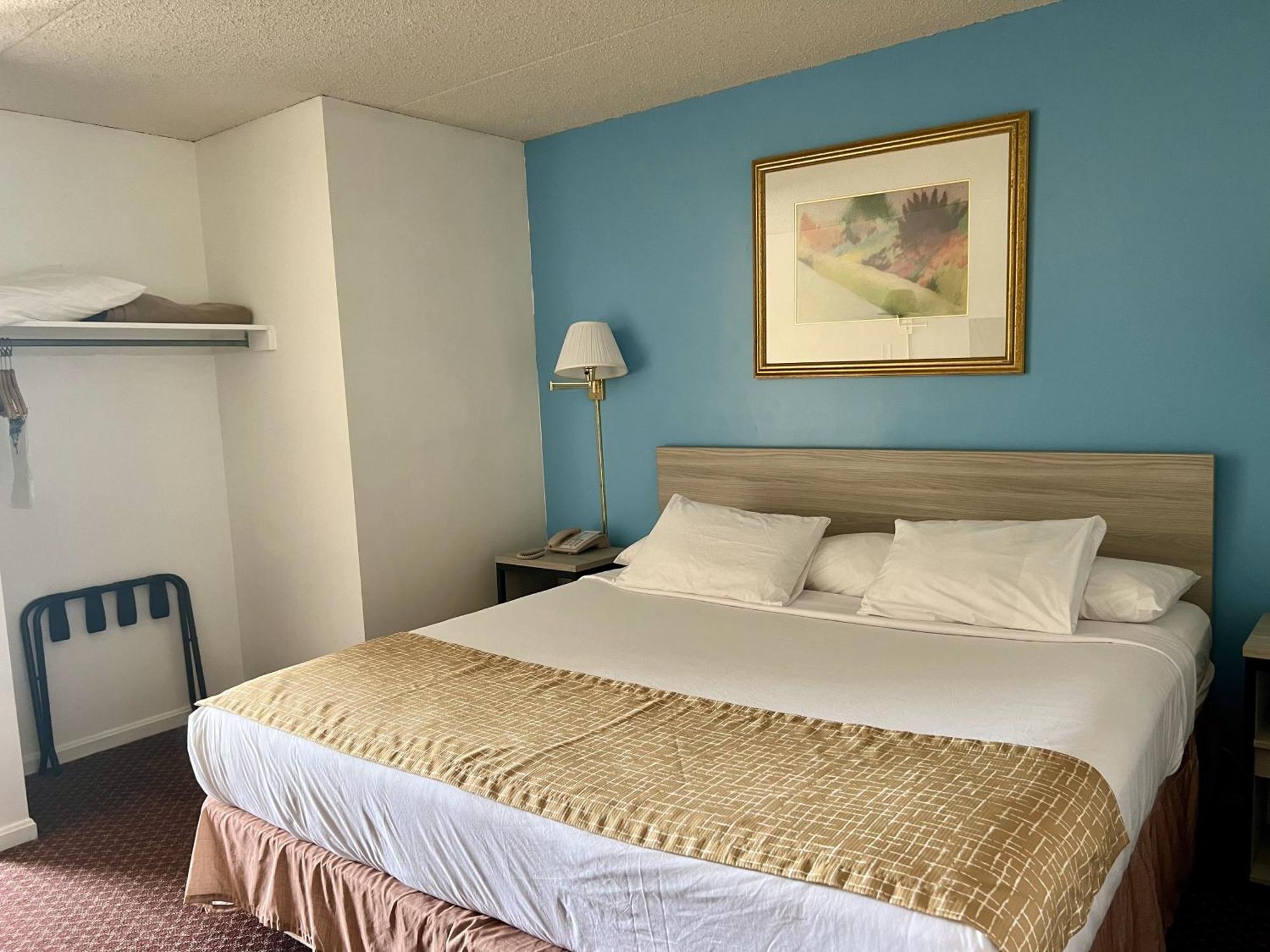 Travelodge By Wyndham Hershey Exterior photo