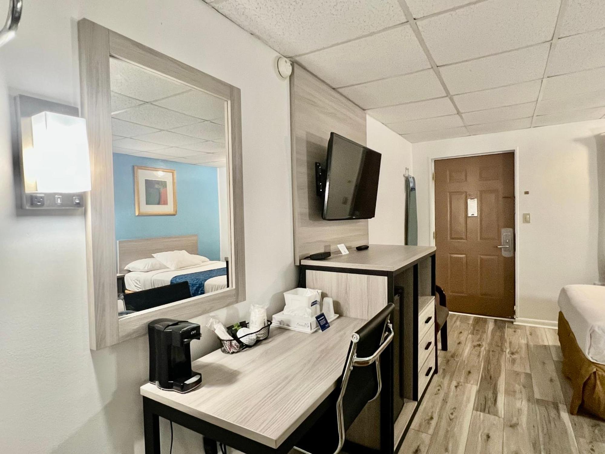 Travelodge By Wyndham Hershey Exterior photo